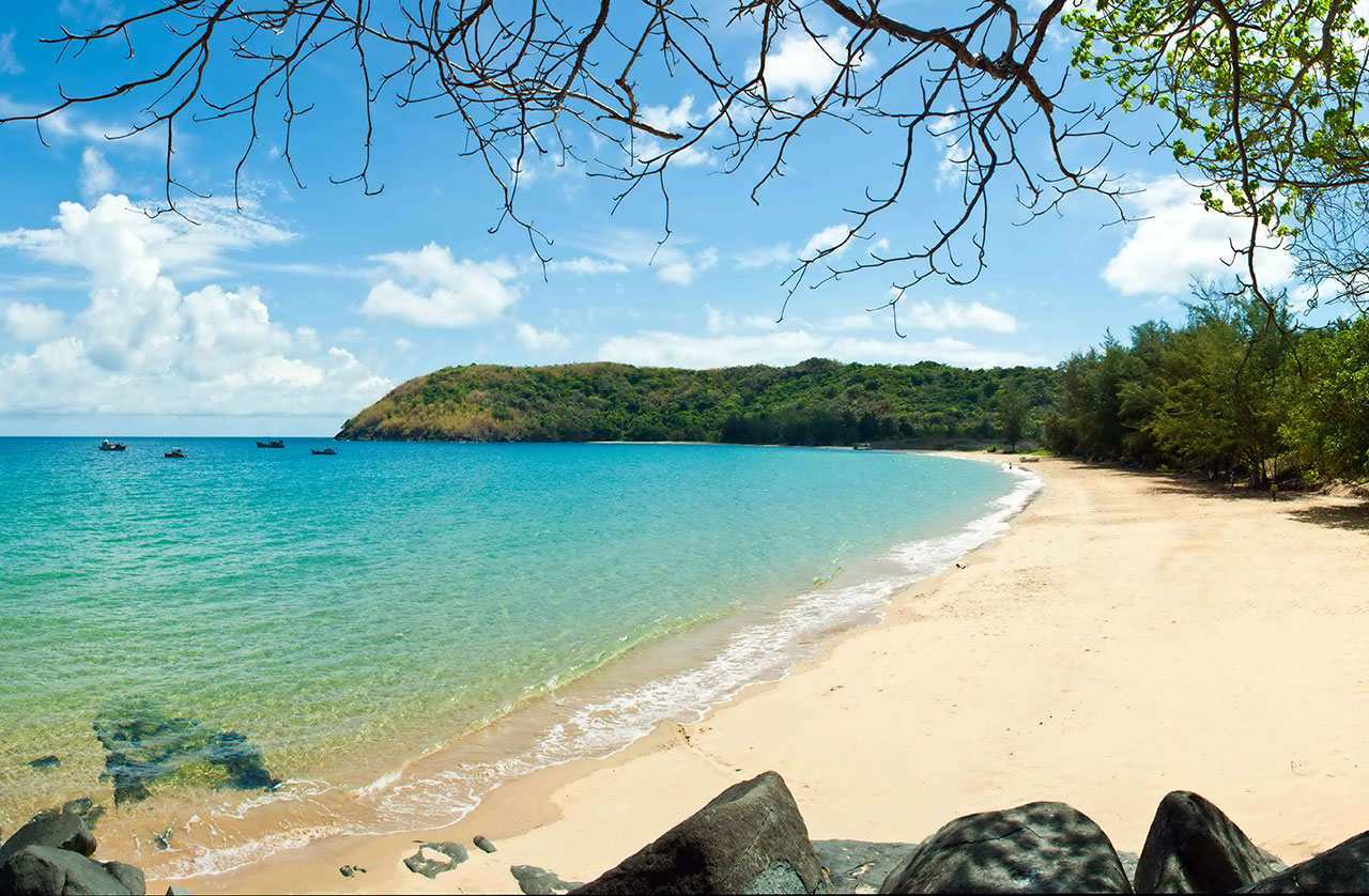 Bãi Đầm Trầu - bãi biển đẹp nhất tại Côn Đảo