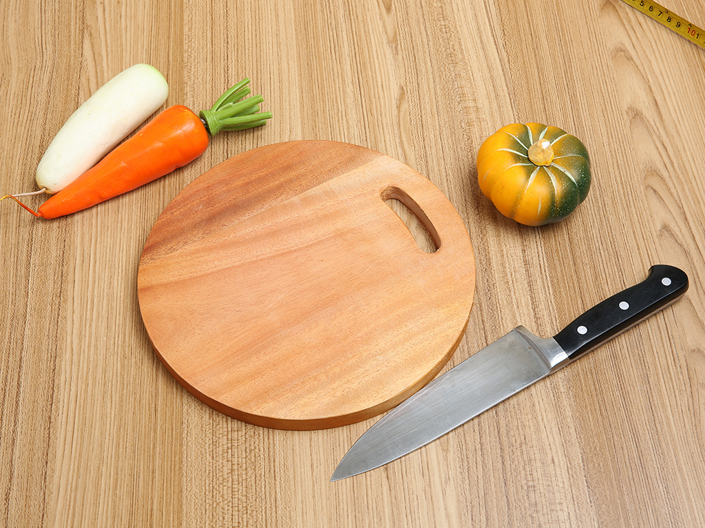 Mẹo nhà bếp: Bảo quản dao và thớt đúng cách, an toàn