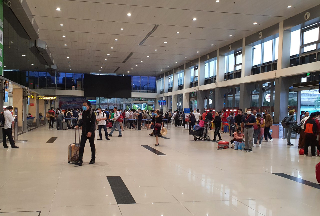 Tân Sơn Nhất là một trong số sân bay lớn và đông nhất tại Việt Nam